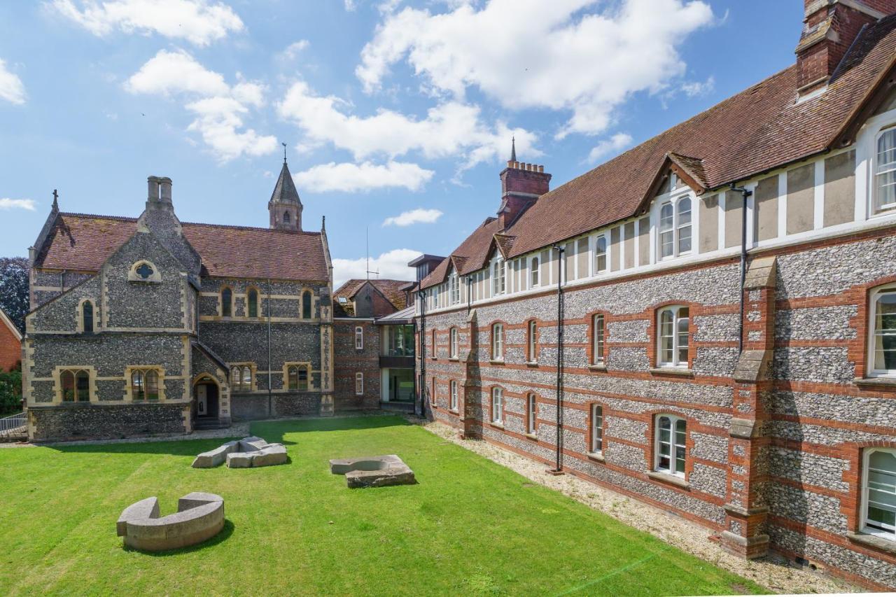 Sarum College Солсбері Екстер'єр фото